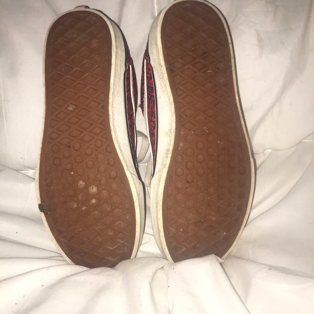 Vans - Picture 2 of 3